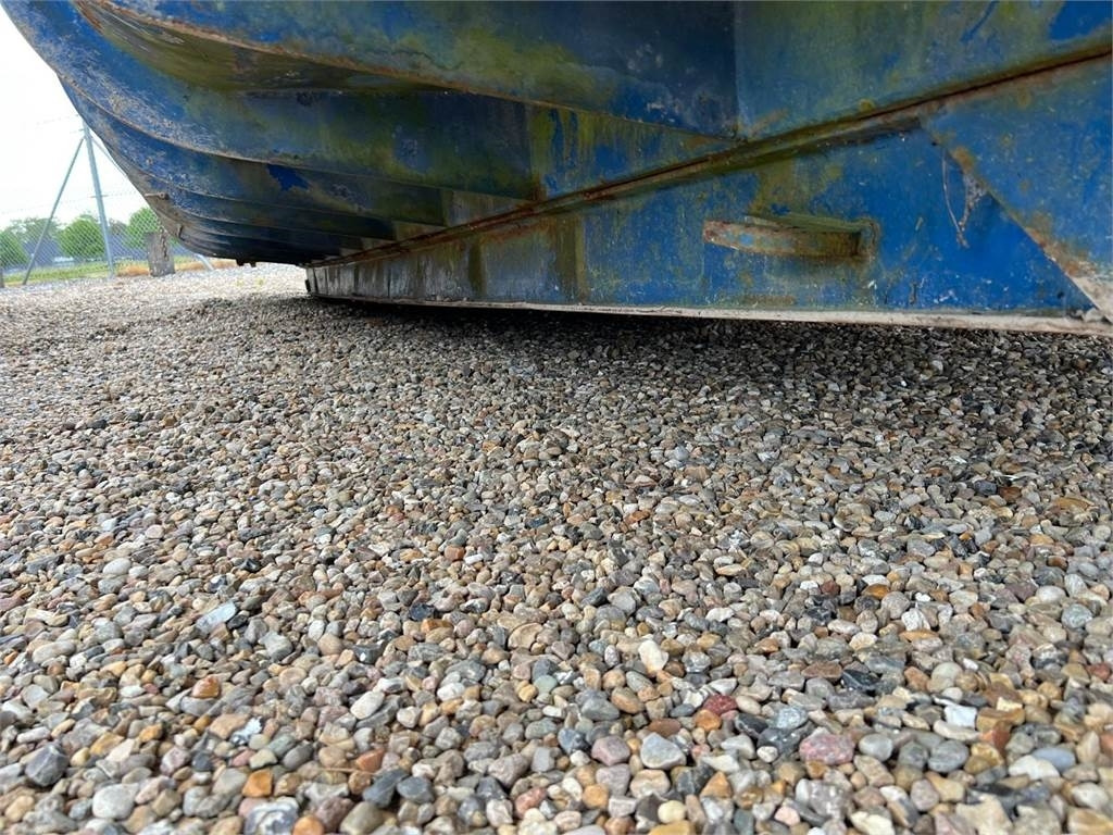 S5311 - 5350mm 11m3 - Flatbed body: picture 4 S5311 - 5350mm 11m3 - Flatbed body: picture 4