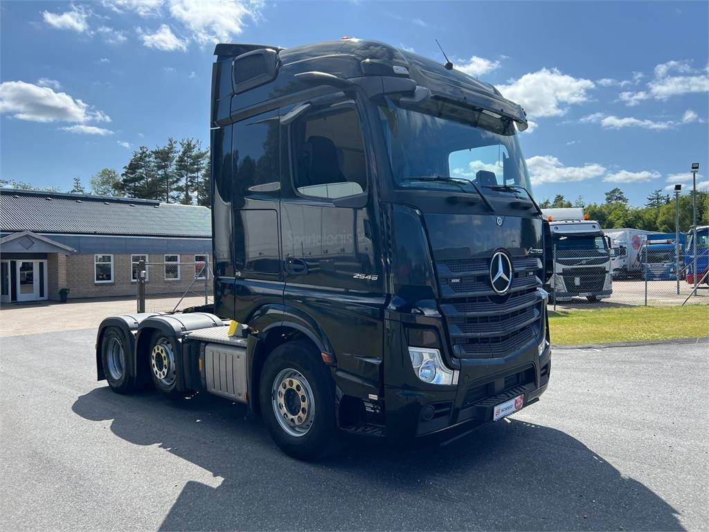 Mercedes-Benz Actros 2545 LS - Tractor unit: picture 5 Mercedes-Benz Actros 2545 LS - Tractor unit: picture 5