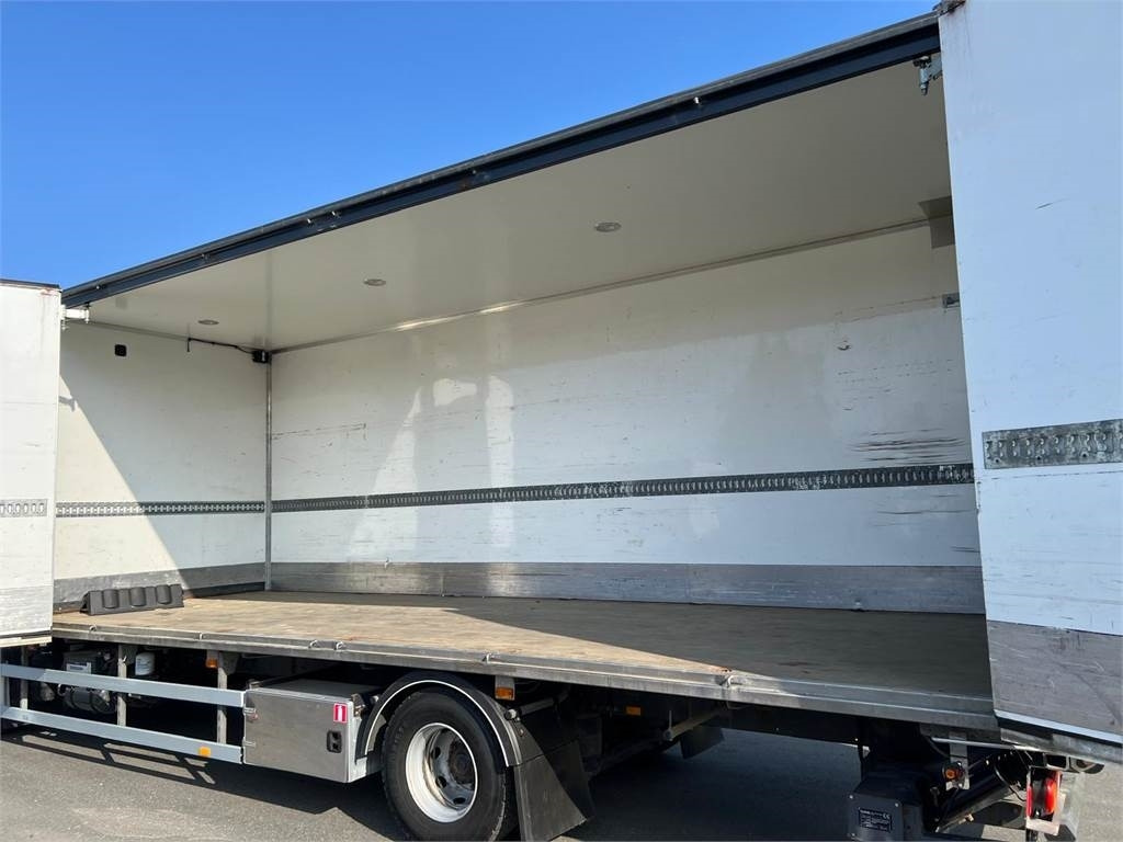 Volvo FL 16 ton 250HK - Box truck: picture 4 Volvo FL 16 ton 250HK - Box truck: picture 4