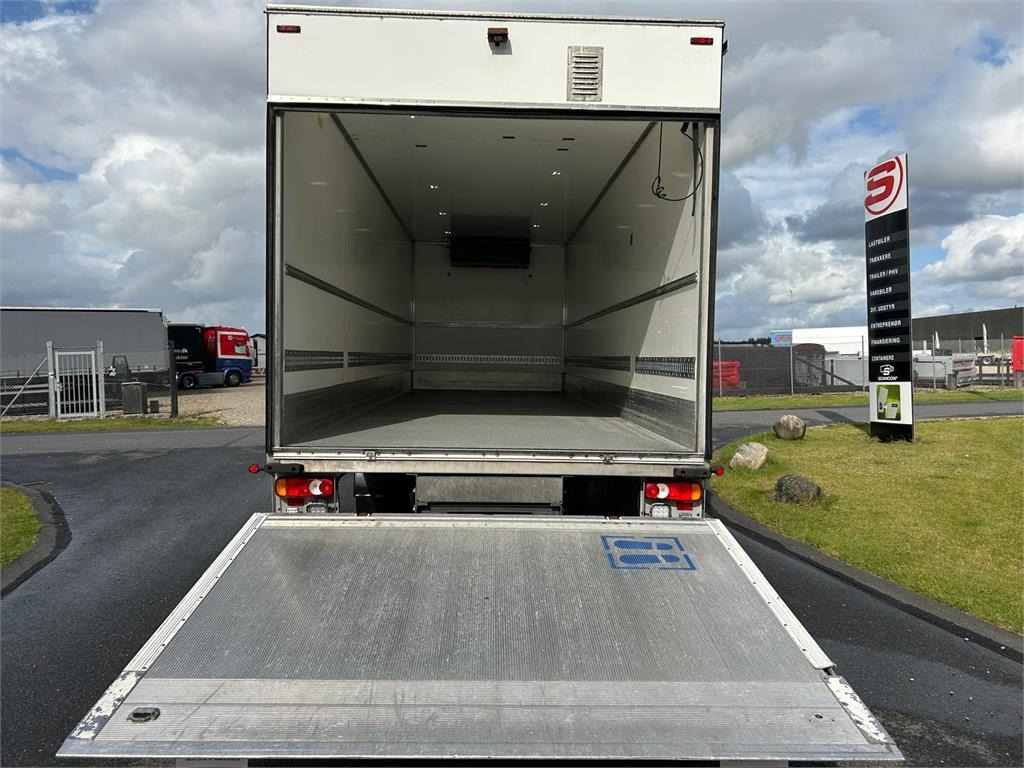 Volvo FL 250 16 ton - Refrigerator truck: picture 4 Volvo FL 250 16 ton - Refrigerator truck: picture 4