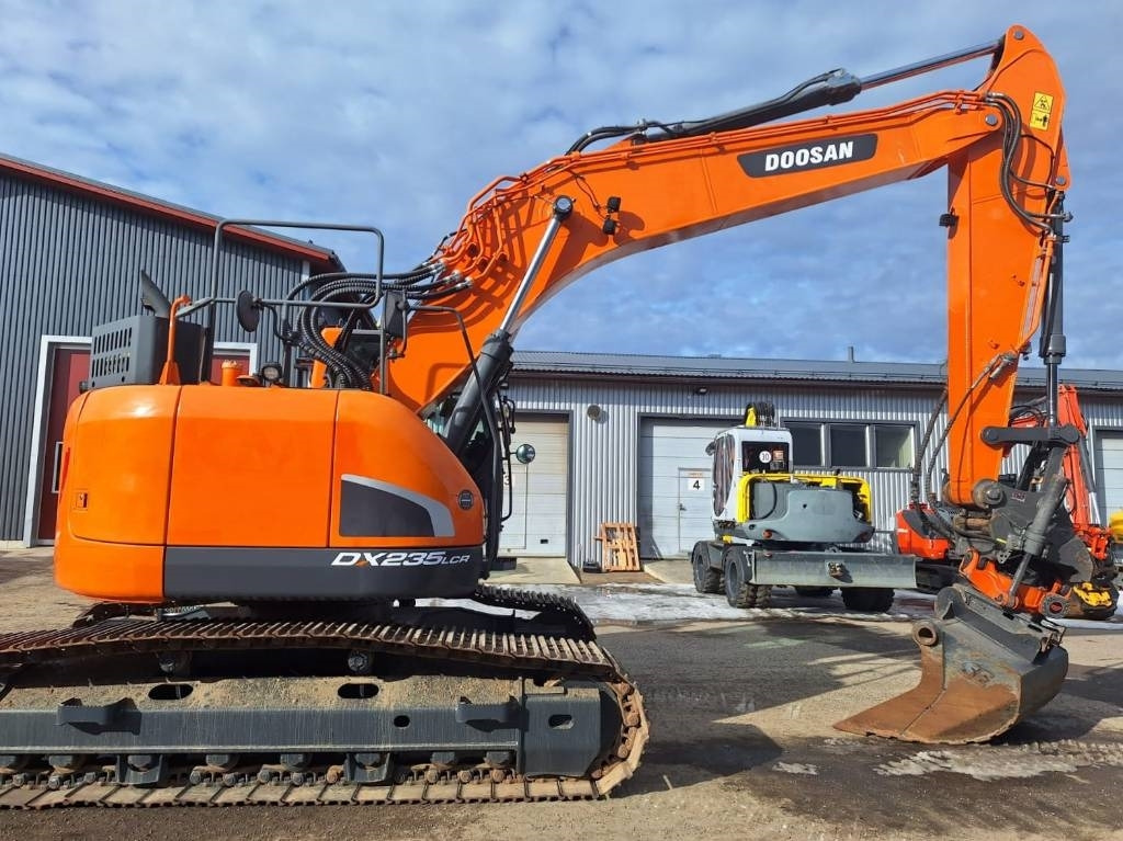Doosan DX235LCR-5 PYÖRITTÄJÄ, 3D-LAITTEET - Crawler excavator: picture 5 Doosan DX235LCR-5 PYÖRITTÄJÄ, 3D-LAITTEET - Crawler excavator: picture 5
