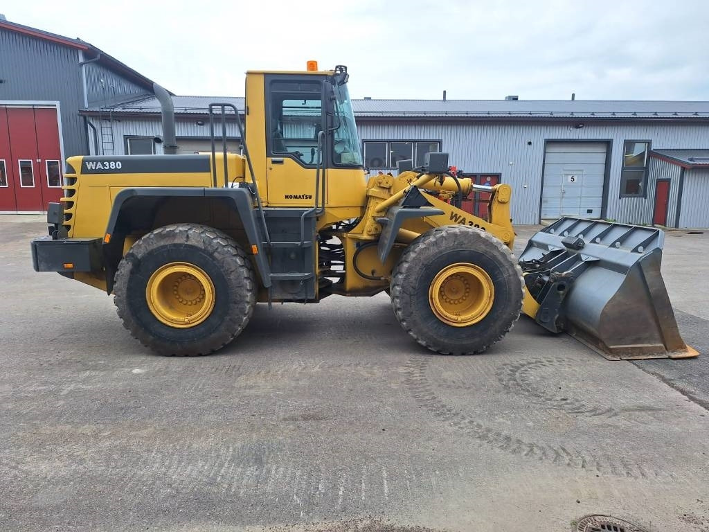 Komatsu WA 380-3A - Wheel loader: picture 5 Komatsu WA 380-3A - Wheel loader: picture 5