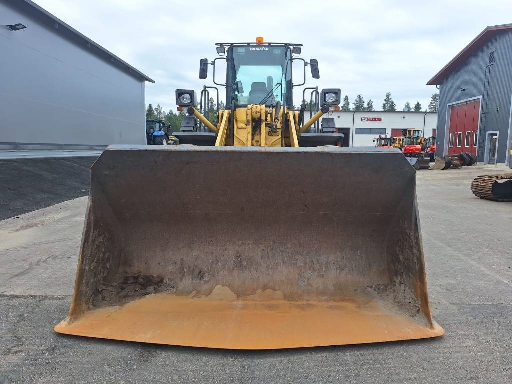 Komatsu WA 380-3A - Wheel loader: picture 3 Komatsu WA 380-3A - Wheel loader: picture 3