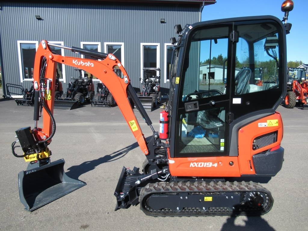 Kubota KX019-4 ENGCONILLA, UUSI - Mini excavator: picture 1 Kubota KX019-4 ENGCONILLA, UUSI - Mini excavator: picture 1