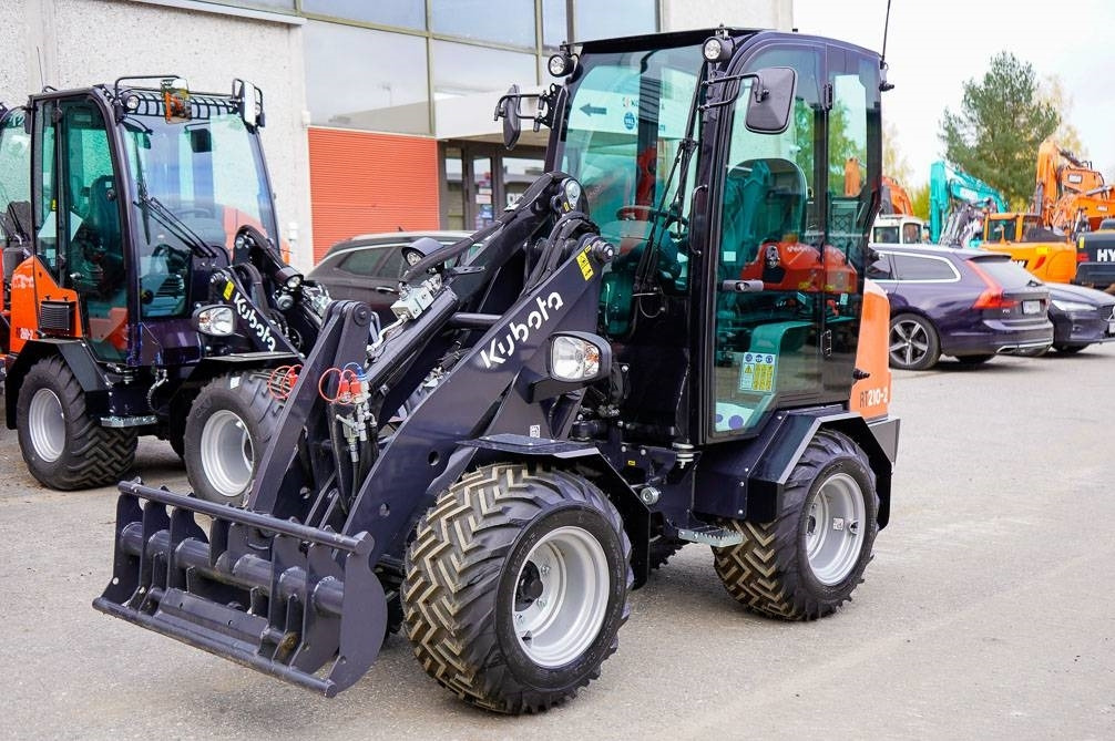 Kubota RT210-2 UUSI - Compact loader: picture 2 Kubota RT210-2 UUSI - Compact loader: picture 2
