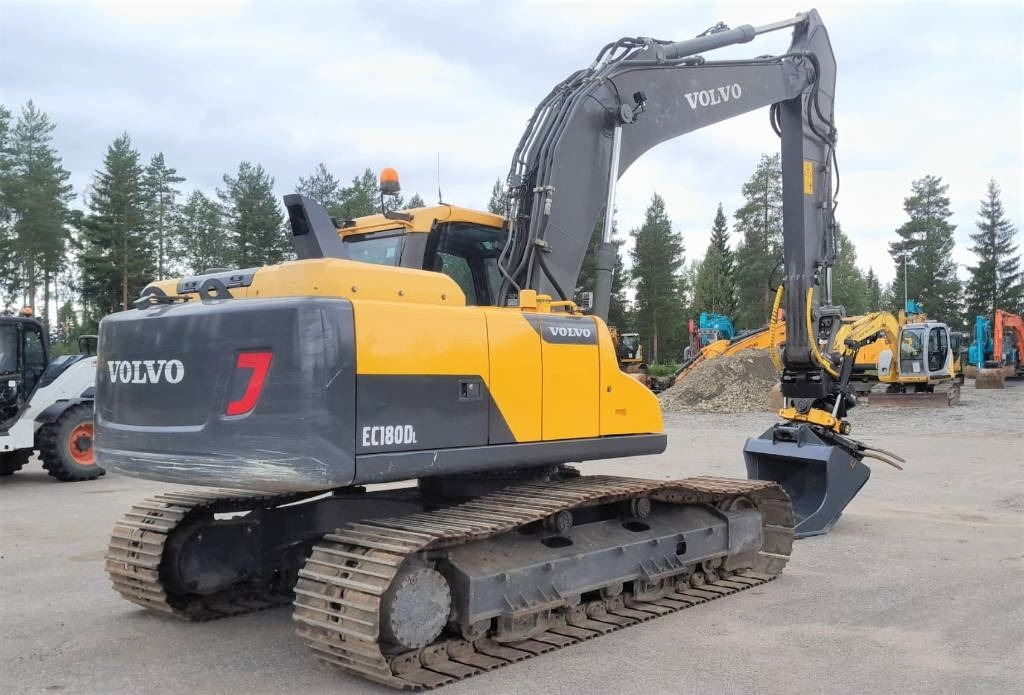 Volvo EC180DL PYÖRITTÄJÄLLÄ - Crawler excavator: picture 5 Volvo EC180DL PYÖRITTÄJÄLLÄ - Crawler excavator: picture 5