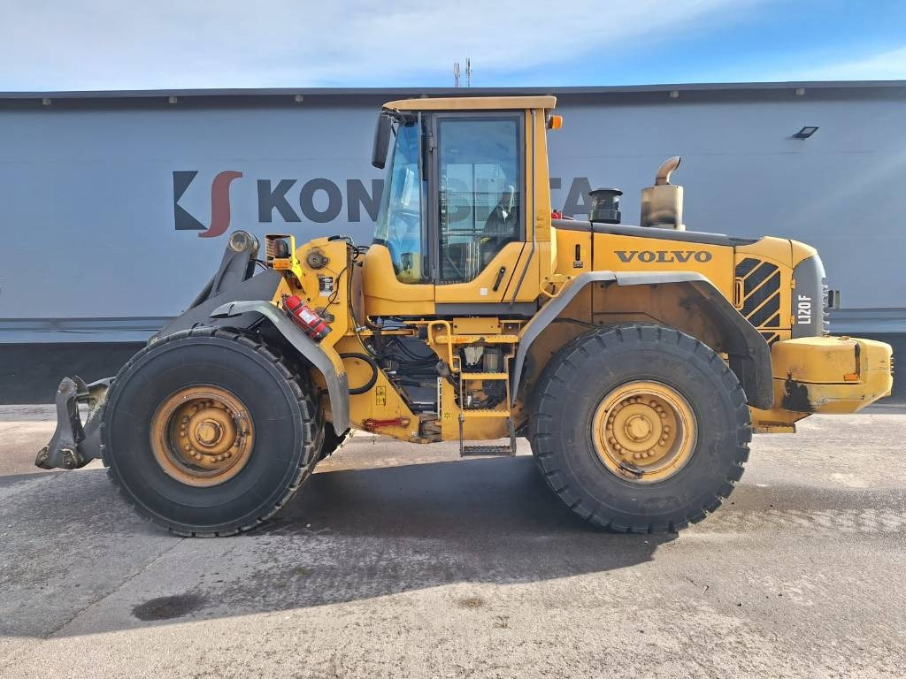 Volvo L120F VIPUOHJAUS  - Wheel loader: picture 1 Volvo L120F VIPUOHJAUS  - Wheel loader: picture 1