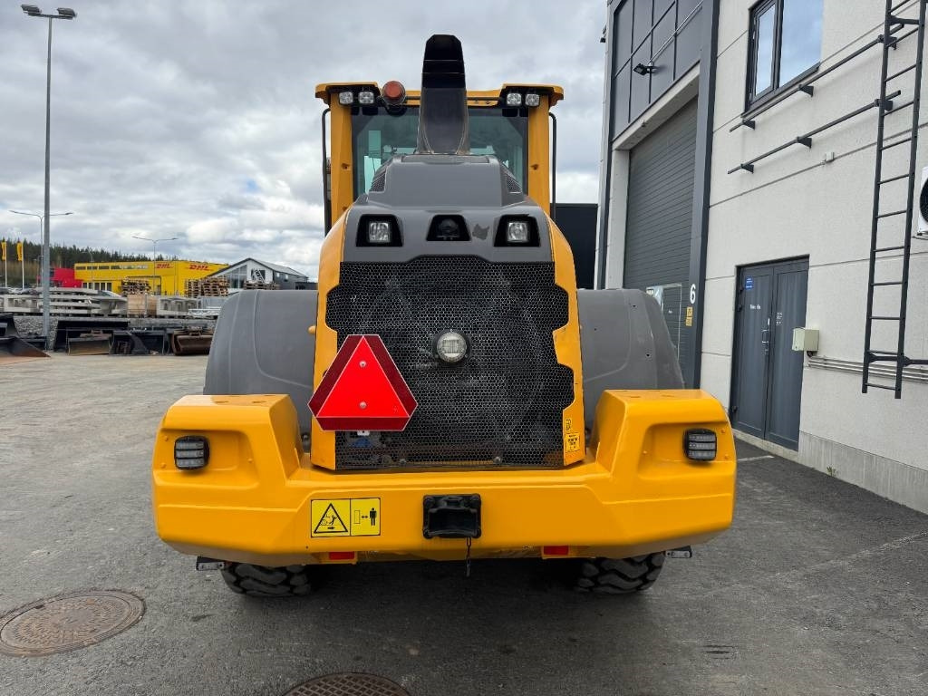 Volvo L90H UUSILLA RENKAILLA  - Wheel loader: picture 4 Volvo L90H UUSILLA RENKAILLA  - Wheel loader: picture 4
