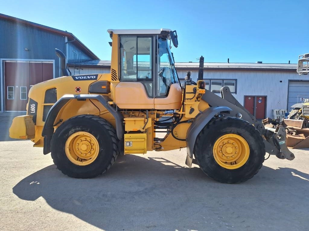 Volvo MYYTY! SOLD! L60G VIPUOHJAUS  - Wheel loader: picture 5 Volvo MYYTY! SOLD! L60G VIPUOHJAUS  - Wheel loader: picture 5