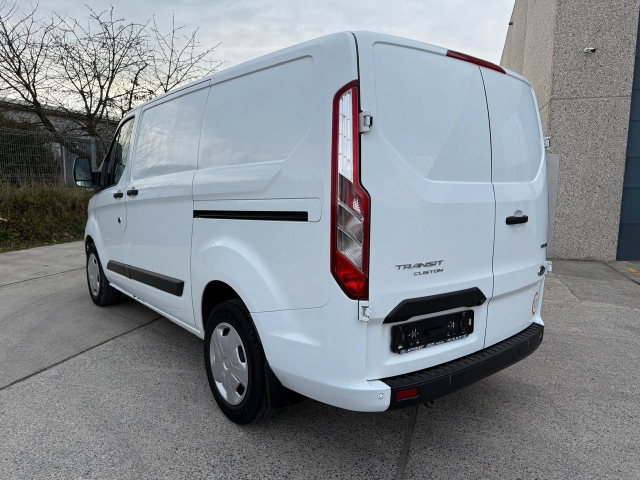Ford Transit Custom 2.0TDCI. Klima. Navi. Tempomat. - Small van: picture 4 Ford Transit Custom 2.0TDCI. Klima. Navi. Tempomat. - Small van: picture 4