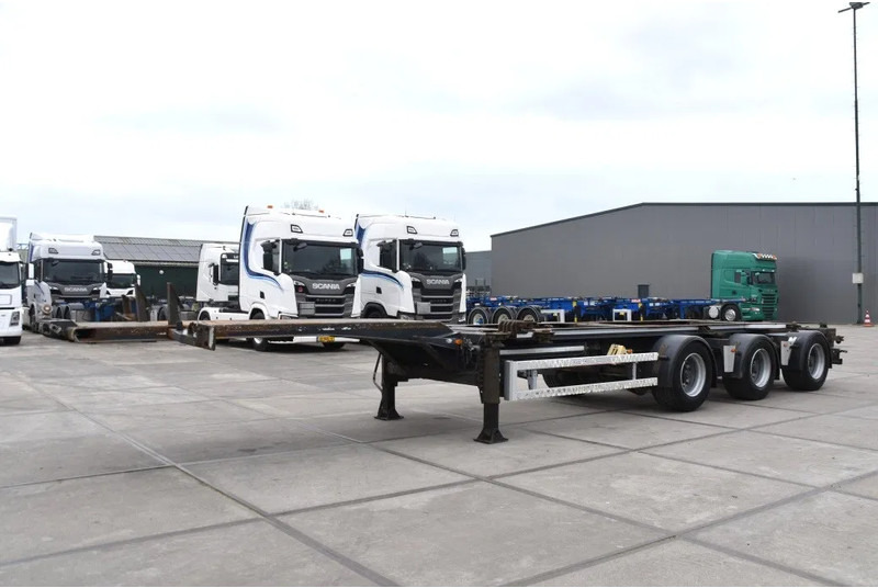 Renders ROC 16.30 - LIFT AXLE - BPW AXLES - DISC BRAKES - GOOD CONDITION - - Container transporter/ Swap body semi-trailer: picture 5 Renders ROC 16.30 - LIFT AXLE - BPW AXLES - DISC BRAKES - GOOD CONDITION - - Container transporter/ Swap body semi-trailer: picture 5