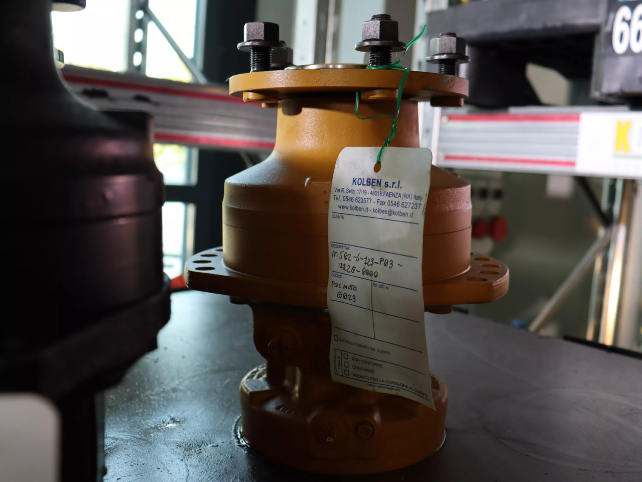POCLAIN MS02-6-123-F03-112E-0000 - Hydraulic motor for Construction machinery: picture 3 POCLAIN MS02-6-123-F03-112E-0000 - Hydraulic motor for Construction machinery: picture 3