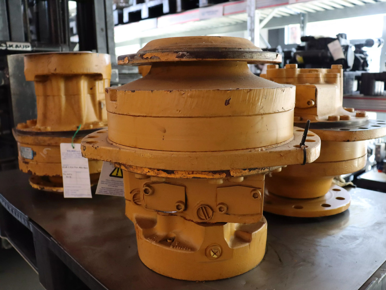 POCLAIN MS18-2-A21-F19-1410-5000 - Hydraulic motor for Construction machinery: picture 2 POCLAIN MS18-2-A21-F19-1410-5000 - Hydraulic motor for Construction machinery: picture 2