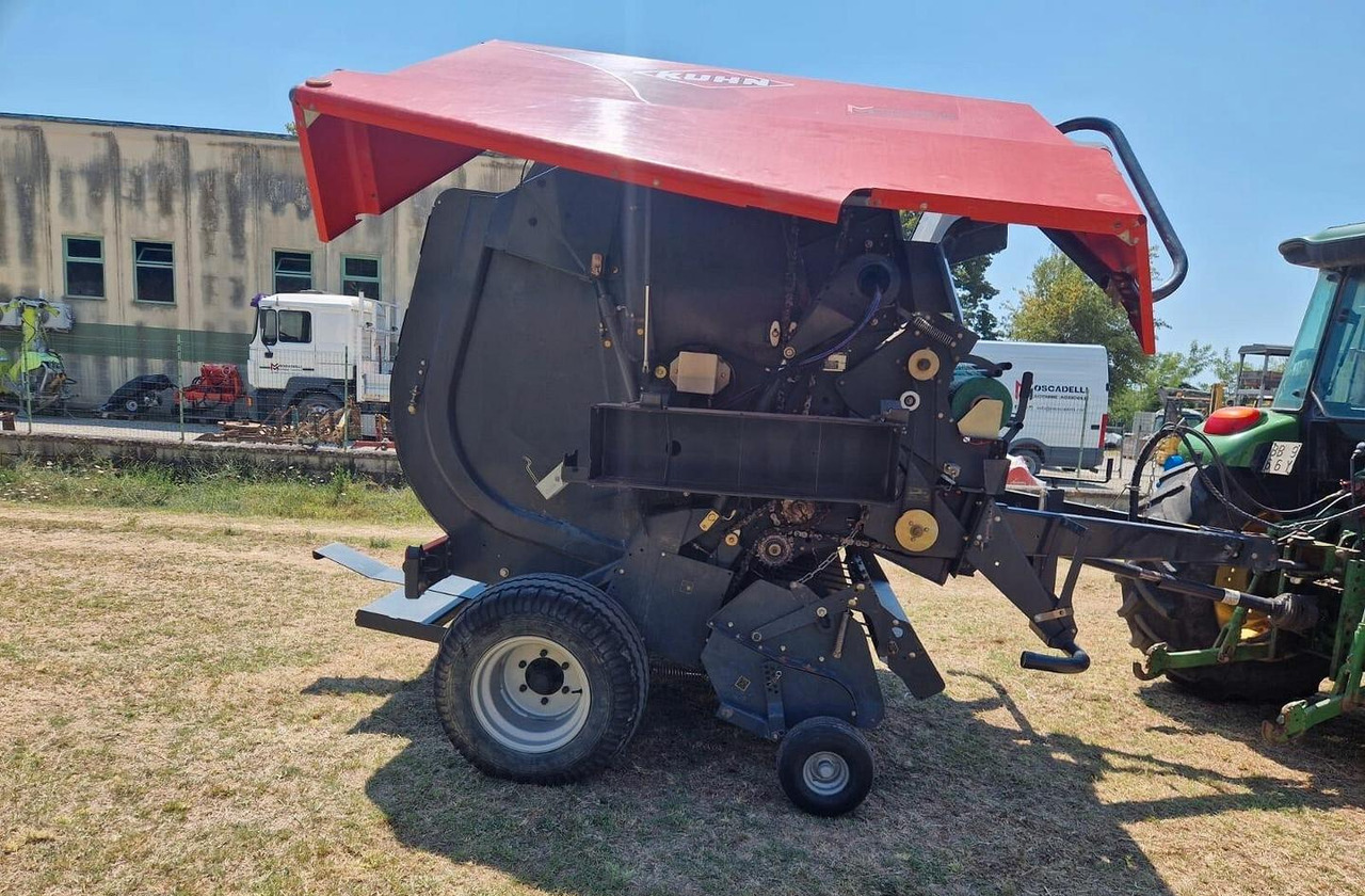 Rotopressa Kuhn - Round baler: picture 4 Rotopressa Kuhn - Round baler: picture 4
