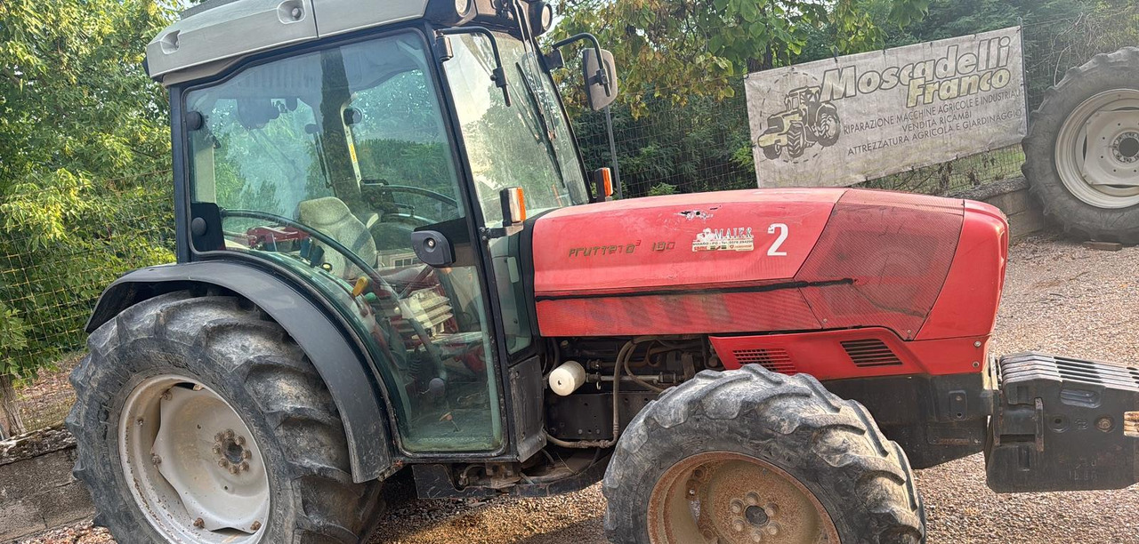 Same - Farm tractor: picture 1 Same - Farm tractor: picture 1