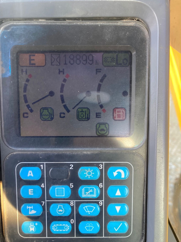 Leasing of KOMATSU PC1250-7 KOMATSU PC1250-7: picture 26