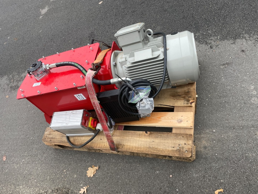 Aggregat 11KW - Tool/ Equipment: picture 3 Aggregat 11KW - Tool/ Equipment: picture 3