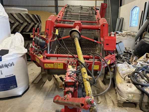 Grimme CS 150 RotaPower - Potato harvester: picture 1 Grimme CS 150 RotaPower - Potato harvester: picture 1
