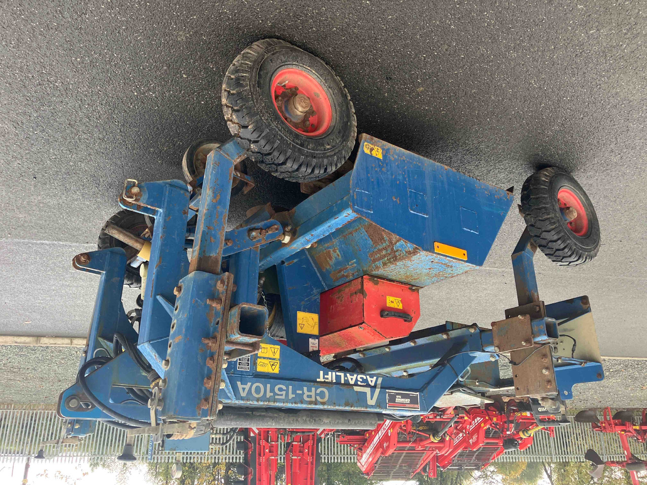 ASA-Lift CR-1510A - Grape harvesting machine: picture 1 ASA-Lift CR-1510A - Grape harvesting machine: picture 1