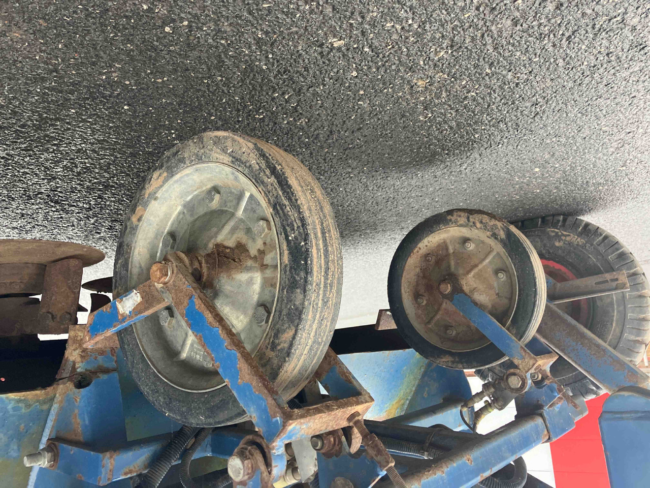 ASA-Lift CR-1510A - Grape harvesting machine: picture 4 ASA-Lift CR-1510A - Grape harvesting machine: picture 4