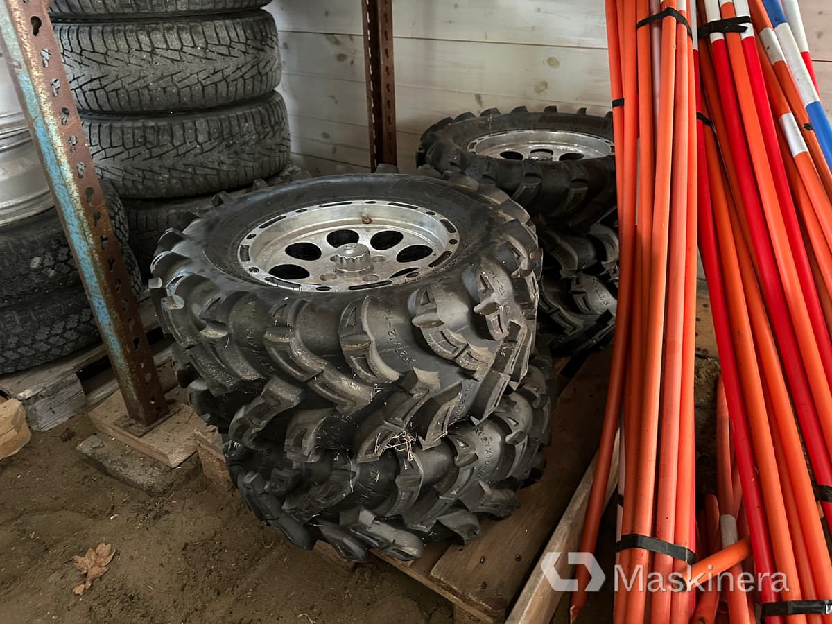 Däck ATV Innova Mud Gear AT27x12-14 AT27x10-14 - Wheel and tire package for Side-by-side/ ATV: picture 1 Däck ATV Innova Mud Gear AT27x12-14 AT27x10-14 - Wheel and tire package for Side-by-side/ ATV: picture 1