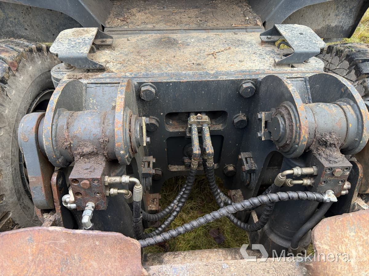 Crawler excavator Hjulgrävare Hyundai Robex 170W-7A: picture 23