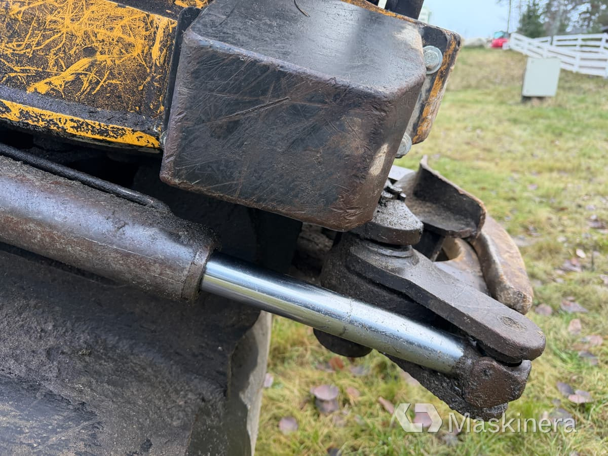 Crawler excavator Hjulgrävare Hyundai Robex 170W-7A: picture 13