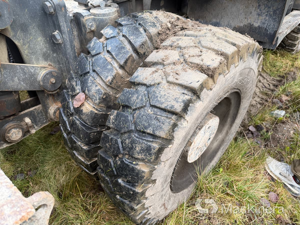 Crawler excavator Hjulgrävare Hyundai Robex 170W-7A: picture 25