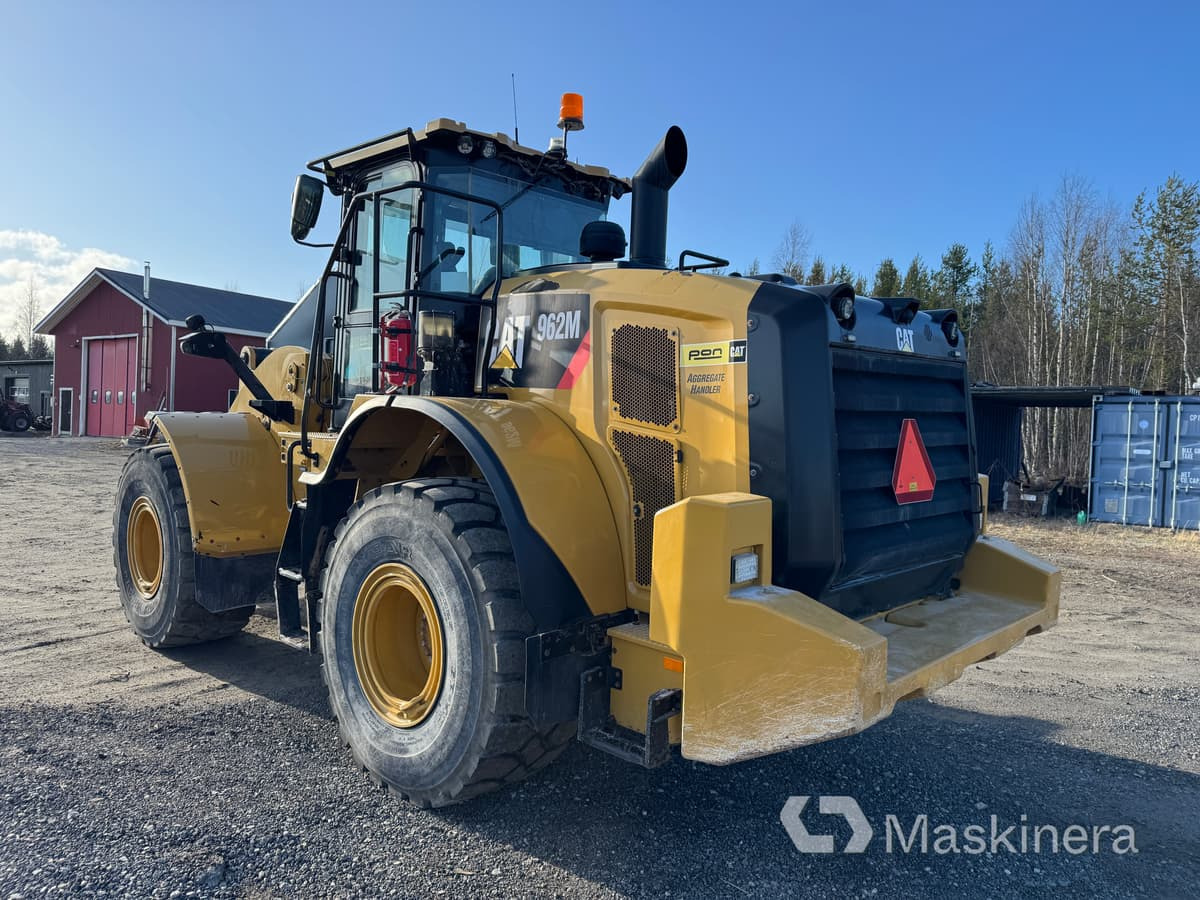 Hjullastare Cat 962M med skopa - Wheel loader: picture 3 Hjullastare Cat 962M med skopa - Wheel loader: picture 3