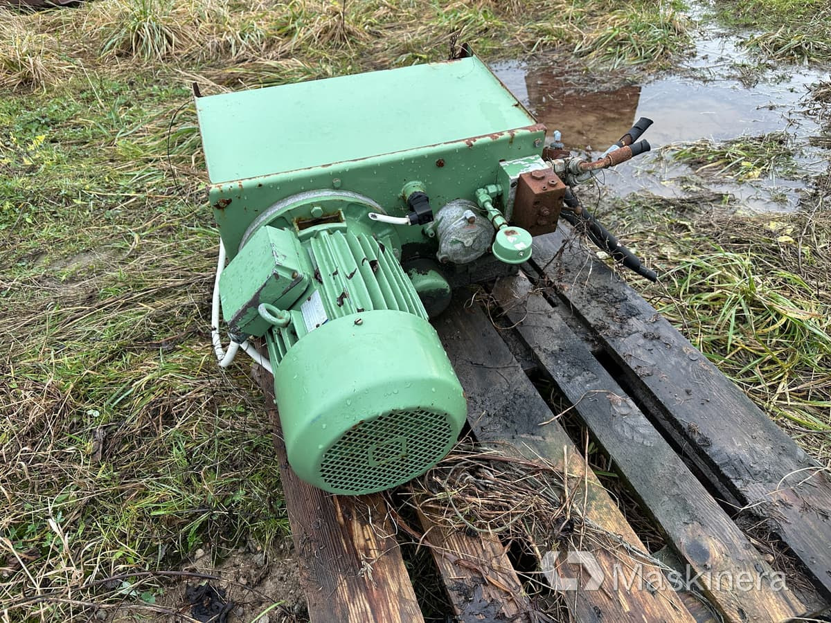 Hydraulpump BEVI SKG 132 S-4 - Hydraulic pump for Agricultural machinery: picture 2 Hydraulpump BEVI SKG 132 S-4 - Hydraulic pump for Agricultural machinery: picture 2