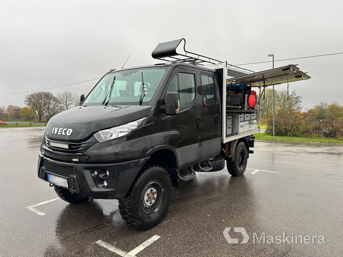 Iveco Daily 55-180 4x4 3.0 Arbetsbil Iveco Daily 4x4 3.0 - Panel van: picture 1 Iveco Daily 55-180 4x4 3.0 Arbetsbil Iveco Daily 4x4 3.0 - Panel van: picture 1