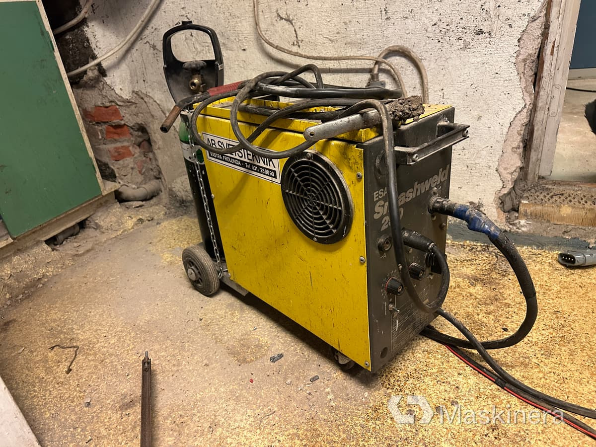 Migsvets ESAB Smashweld 250 med svetsbord - Welding equipment: picture 2 Migsvets ESAB Smashweld 250 med svetsbord - Welding equipment: picture 2