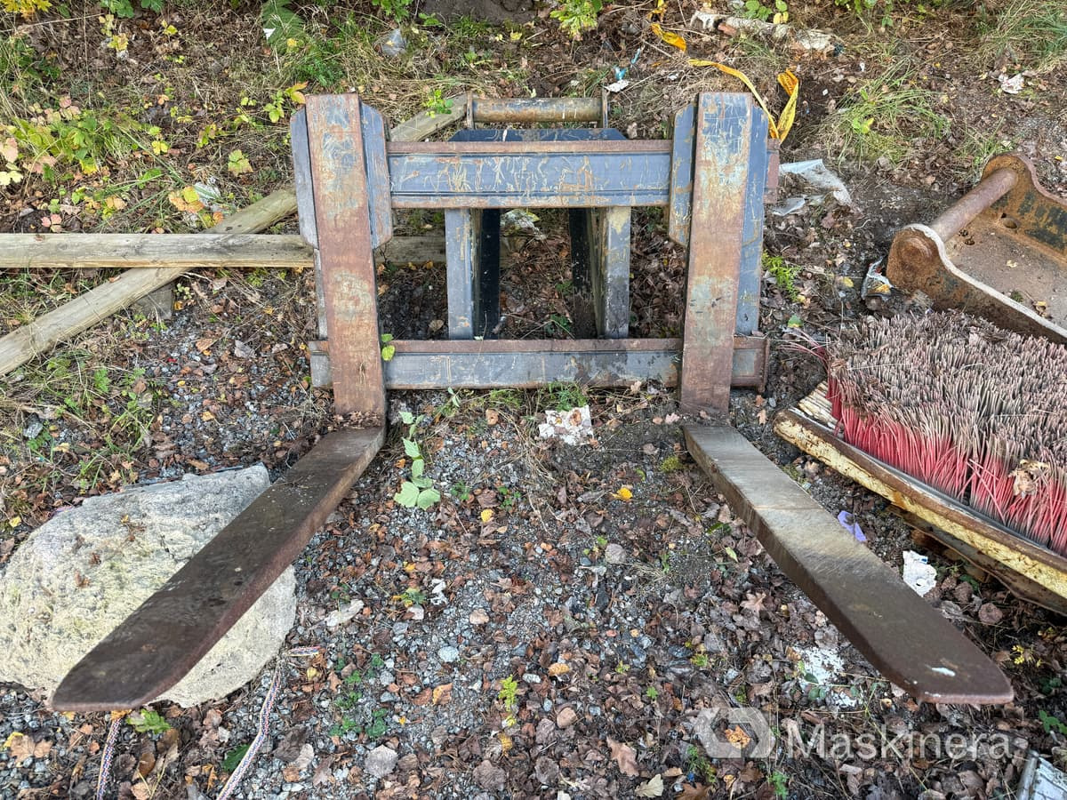 Pallgafflar/Gaffelställ S60 Engcon - Forks: picture 2 Pallgafflar/Gaffelställ S60 Engcon - Forks: picture 2