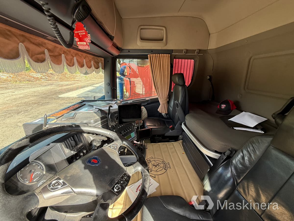 Scania R580LB6X4HNB Timmerbil Scania R580 6X4 med kran - Log truck: picture 5 Scania R580LB6X4HNB Timmerbil Scania R580 6X4 med kran - Log truck: picture 5