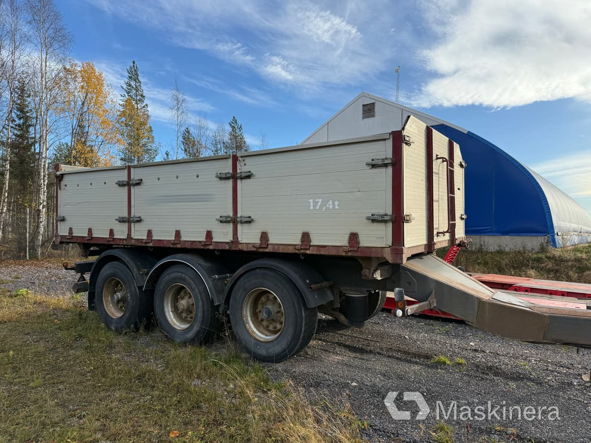 Tridemkärra Ilsbo TI-3K - Dropside/ Flatbed trailer: picture 2 Tridemkärra Ilsbo TI-3K - Dropside/ Flatbed trailer: picture 2