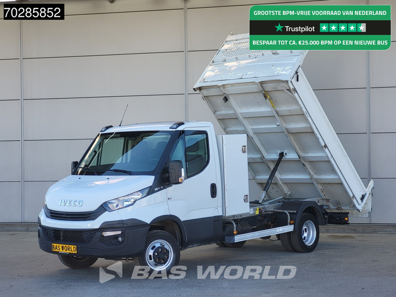 Iveco Daily 35C14 Open Laadbak met Kist Dubbellucht 3,5t Trekhaak Airco Cruise Euro6 Pritsche Pickup Open Box Airco Trekhaak Cruise control - Flatbed van: picture 1 Iveco Daily 35C14 Open Laadbak met Kist Dubbellucht 3,5t Trekhaak Airco Cruise Euro6 Pritsche Pickup Open Box Airco Trekhaak Cruise control - Flatbed van: picture 1