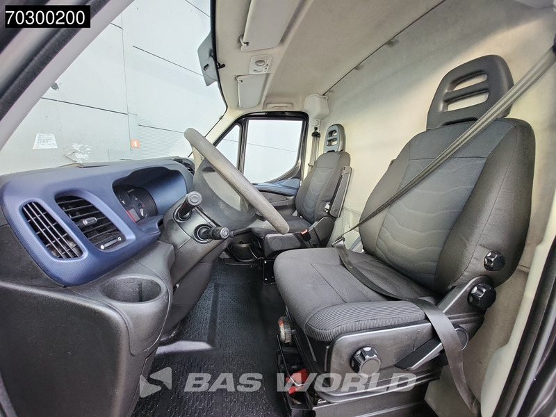 Panel van Iveco Daily 35S21 3.0L Automaat 210PK L2H1 3,5t Trekhaak Navi Airco Cruise Camera Parkeersensoren Euro6 Laag Dak L2 Airco Trekhaak Cruise co: picture 12