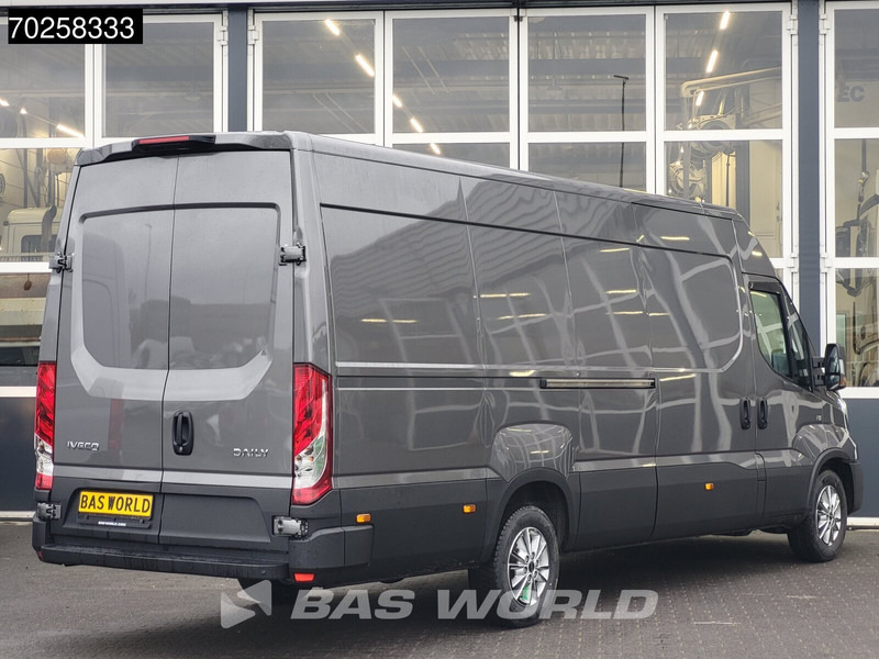 Iveco Daily 35S21 3.0L Automaat 210PK L3H2 2025-Model 3,5t Trekvermogen ACC LED CarPlay Camera Parkeersensoren Velgen 16m3 Euro6 L4H2 16m3 A - Panel van: picture 2 Iveco Daily 35S21 3.0L Automaat 210PK L3H2 2025-Model 3,5t Trekvermogen ACC LED CarPlay Camera Parkeersensoren Velgen 16m3 Euro6 L4H2 16m3 A - Panel van: picture 2