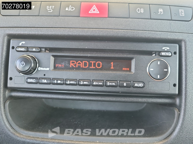 Leasing of Iveco Daily 50C17 3.0L Automaat DC Open laadbak Kraan Hiab 017T-2 Airco APK 10-2025 Pickup Crane Kraanwagen Pritsche Airco Dubbel cabine Iveco Daily 50C17 3.0L Automaat DC Open laadbak Kraan Hiab 017T-2 Airco APK 10-2025 Pickup Crane Kraanwagen Pritsche Airco Dubbel cabine: picture 17