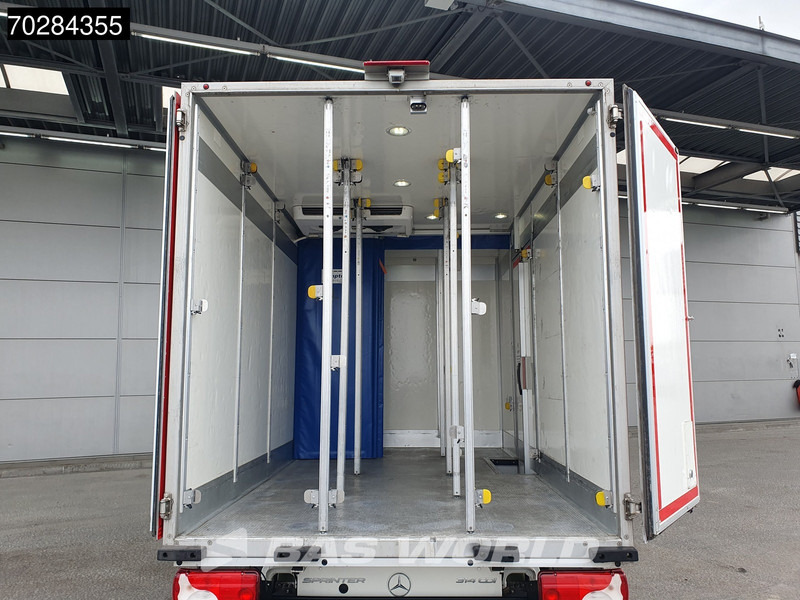 Mercedes-Benz 314 CDI Bi Temp Koelwagen Vriezer Automaat Zijdeur Thermo King V-300 Max Euro6 Koeler Koel Vries Vriezer Kühlwagen Frigo 15m3 Airco - Refrigerated van: picture 3 Mercedes-Benz 314 CDI Bi Temp Koelwagen Vriezer Automaat Zijdeur Thermo King V-300 Max Euro6 Koeler Koel Vries Vriezer Kühlwagen Frigo 15m3 Airco - Refrigerated van: picture 3