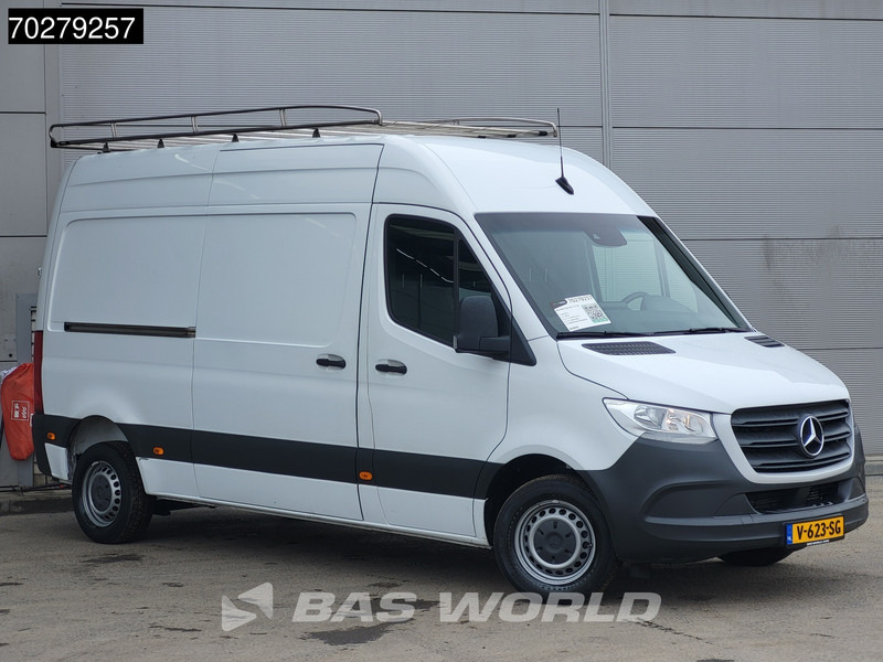 Mercedes-Benz Sprinter 211 CDI Automaat L2H2 Trekhaak Imperiaal Werkplaatsinrichting Airco Cruise Camera L2 12m3 Airco Trekhaak Cruise control - Small van: picture 2 Mercedes-Benz Sprinter 211 CDI Automaat L2H2 Trekhaak Imperiaal Werkplaatsinrichting Airco Cruise Camera L2 12m3 Airco Trekhaak Cruise control - Small van: picture 2