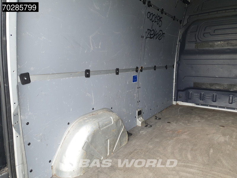 Mercedes-Benz Sprinter 214 CDI Automaat L2H2 Airco Cruise Camera Parkeersensoren MBUX Euro6 L2 12m3 Airco Cruise control - Small van: picture 5 Mercedes-Benz Sprinter 214 CDI Automaat L2H2 Airco Cruise Camera Parkeersensoren MBUX Euro6 L2 12m3 Airco Cruise control - Small van: picture 5
