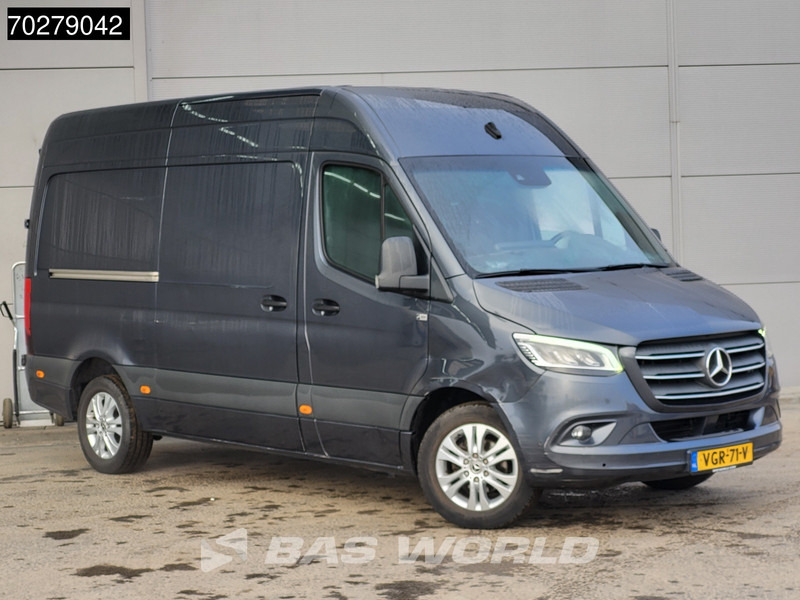Mercedes-Benz Sprinter 319 CDI 3.0L V6 Automaat 190PK 3,5t Trekhaak LED Navi Airco Cruise Camera Parkeersensoren MBUX Carplay L2 10m3 Airco Trekhaak Cr - Panel van: picture 3 Mercedes-Benz Sprinter 319 CDI 3.0L V6 Automaat 190PK 3,5t Trekhaak LED Navi Airco Cruise Camera Parkeersensoren MBUX Carplay L2 10m3 Airco Trekhaak Cr - Panel van: picture 3