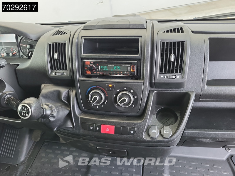 Leasing of Opel Movano 140PK Laadklep Bakwagen Airco Camera Cruise D'Hollandia Meubelbak Koffer 18m3 Airco Cruise control Opel Movano 140PK Laadklep Bakwagen Airco Camera Cruise D'Hollandia Meubelbak Koffer 18m3 Airco Cruise control: picture 13