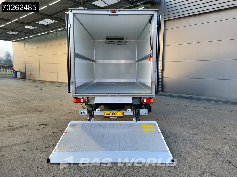 Renault Master 170pk Koelwagen Laadklep Thermo King V-200 MAX 220V stekker -15 LED Koel Koeler Vries Kühlwagen Kühlkoffer Frigo Airco Cruise control - Refrigerated van: picture 3 Renault Master 170pk Koelwagen Laadklep Thermo King V-200 MAX 220V stekker -15 LED Koel Koeler Vries Kühlwagen Kühlkoffer Frigo Airco Cruise control - Refrigerated van: picture 3