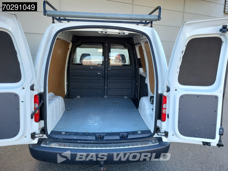 Volkswagen 1.6 TDI Automaat L1H1 Imperiaal Trekhaak Airco Cruise Velgen 3m3 Airco Trekhaak Cruise control - Small van: picture 3 Volkswagen 1.6 TDI Automaat L1H1 Imperiaal Trekhaak Airco Cruise Velgen 3m3 Airco Trekhaak Cruise control - Small van: picture 3