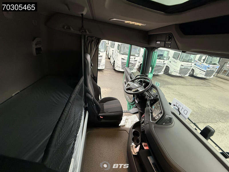 New Tipper DAF XF 530 8X4 NEW Meiller 3 sided tipper Big-Axle Intarder Automatic Euro 6: picture 14