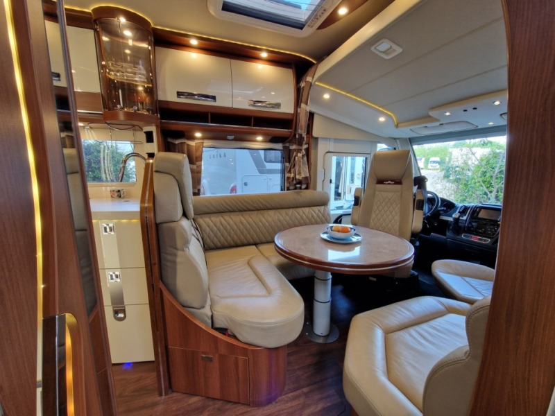 Carthago E Line 51 QB - Integrated motorhome: picture 4 Carthago E Line 51 QB - Integrated motorhome: picture 4