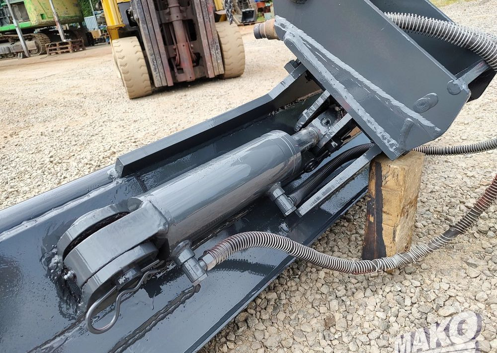 Łyżka 150cm skarpowa hydrauliczna Lehnhoff MS03 SW03 - Attachment for Construction machinery: picture 5 Łyżka 150cm skarpowa hydrauliczna Lehnhoff MS03 SW03 - Attachment for Construction machinery: picture 5