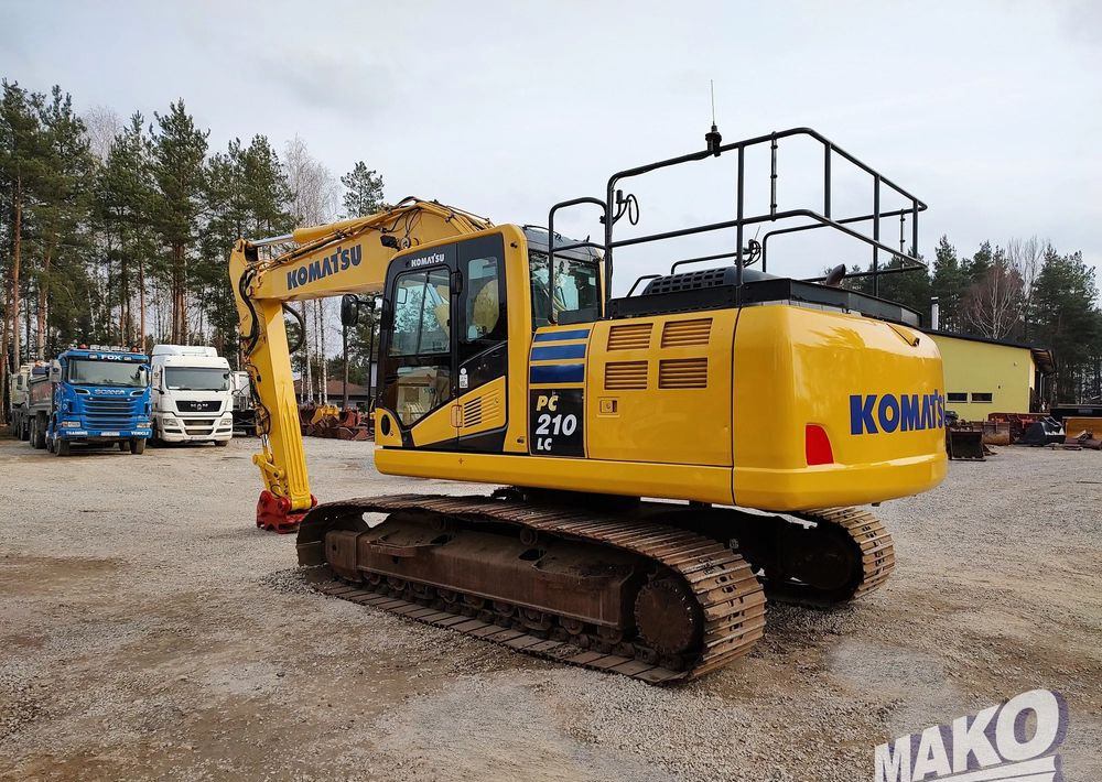 Komatsu PC210 LC-10 - Crawler excavator: picture 4 Komatsu PC210 LC-10 - Crawler excavator: picture 4